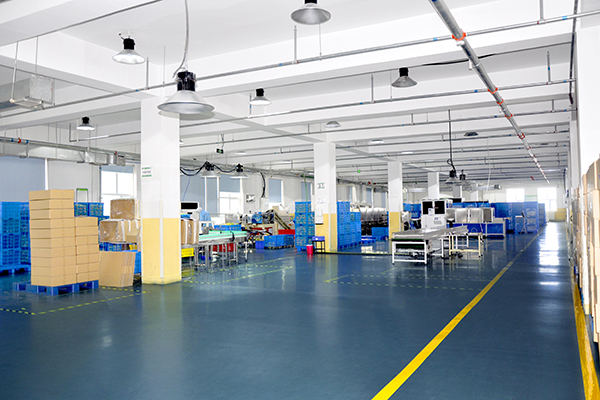 紙罐生產(chǎn)車間 紙罐生產(chǎn)車間